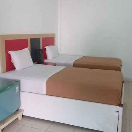Hotel Asia Bukittinggi Esterno foto