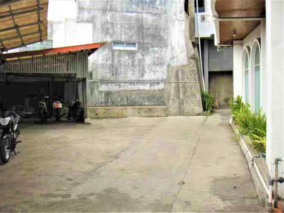 Hotel Asia Bukittinggi Esterno foto