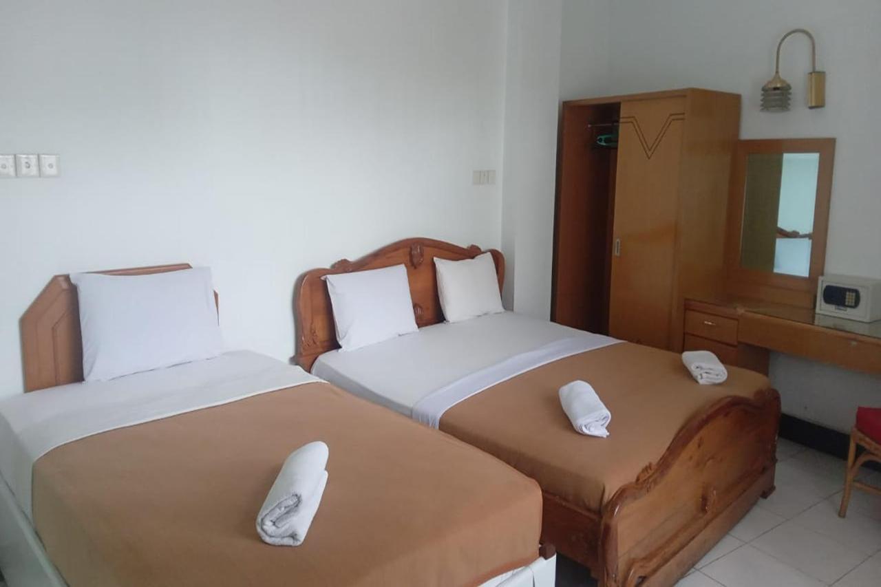 Hotel Asia Bukittinggi Esterno foto