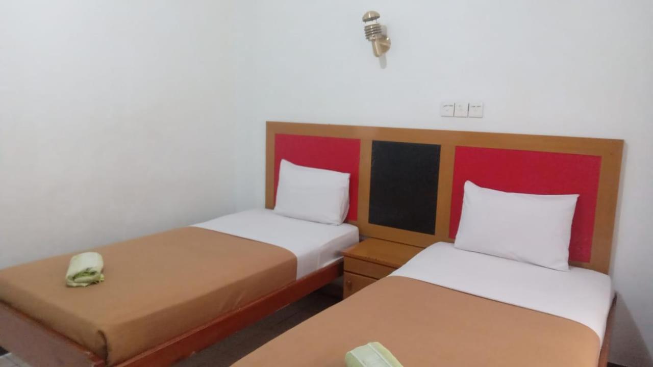 Hotel Asia Bukittinggi Esterno foto