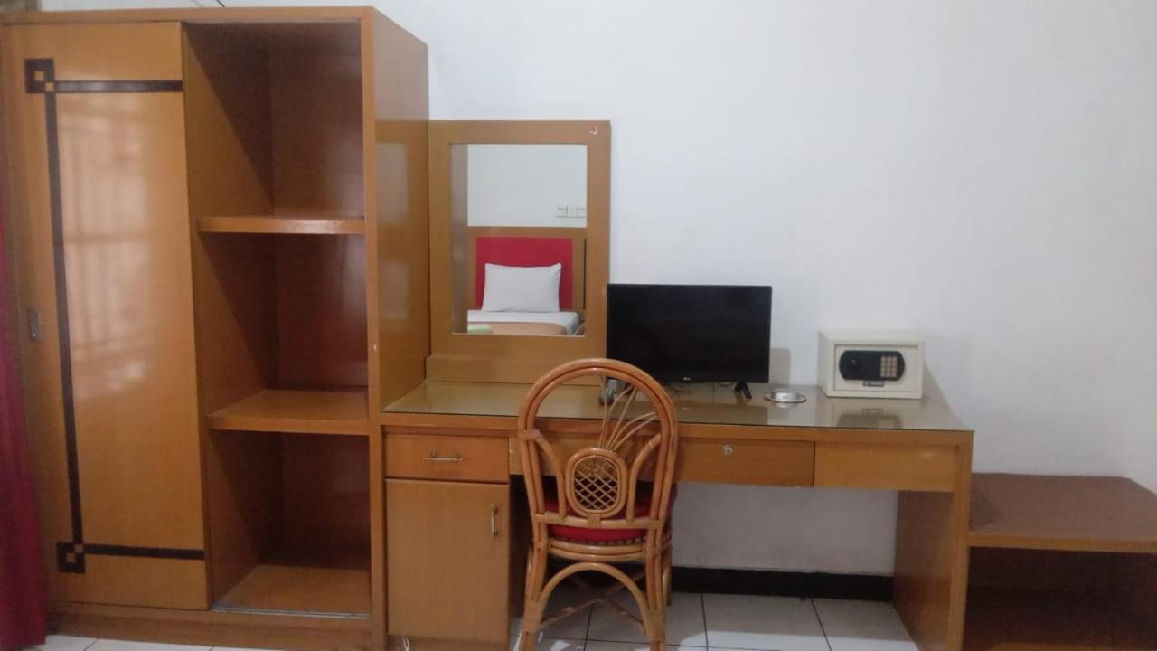 Hotel Asia Bukittinggi Esterno foto